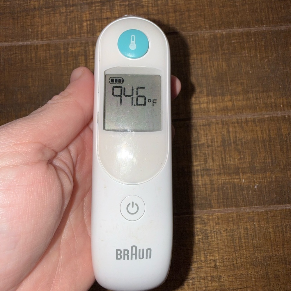 ❤️5/$25 Braun White Digital Thermometer